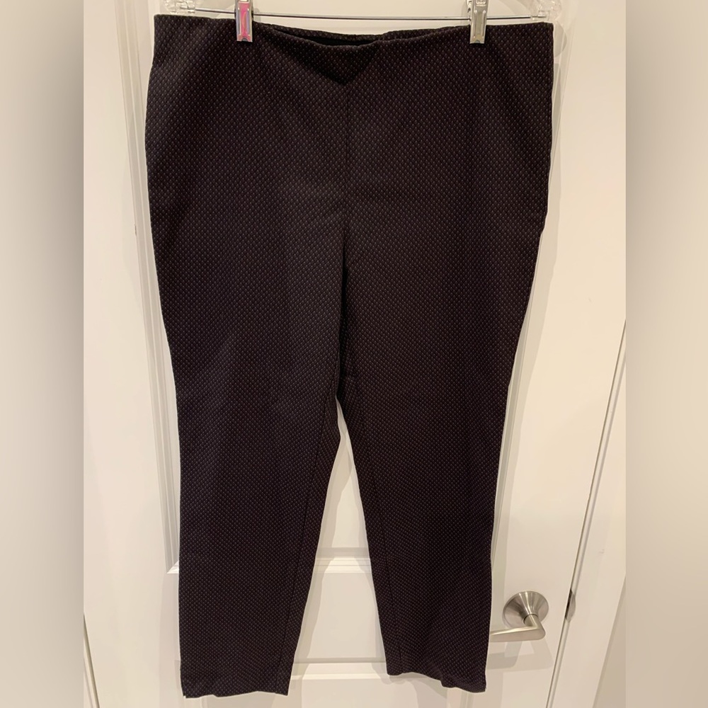 Tristan, size XL, above the ankle stretch pants